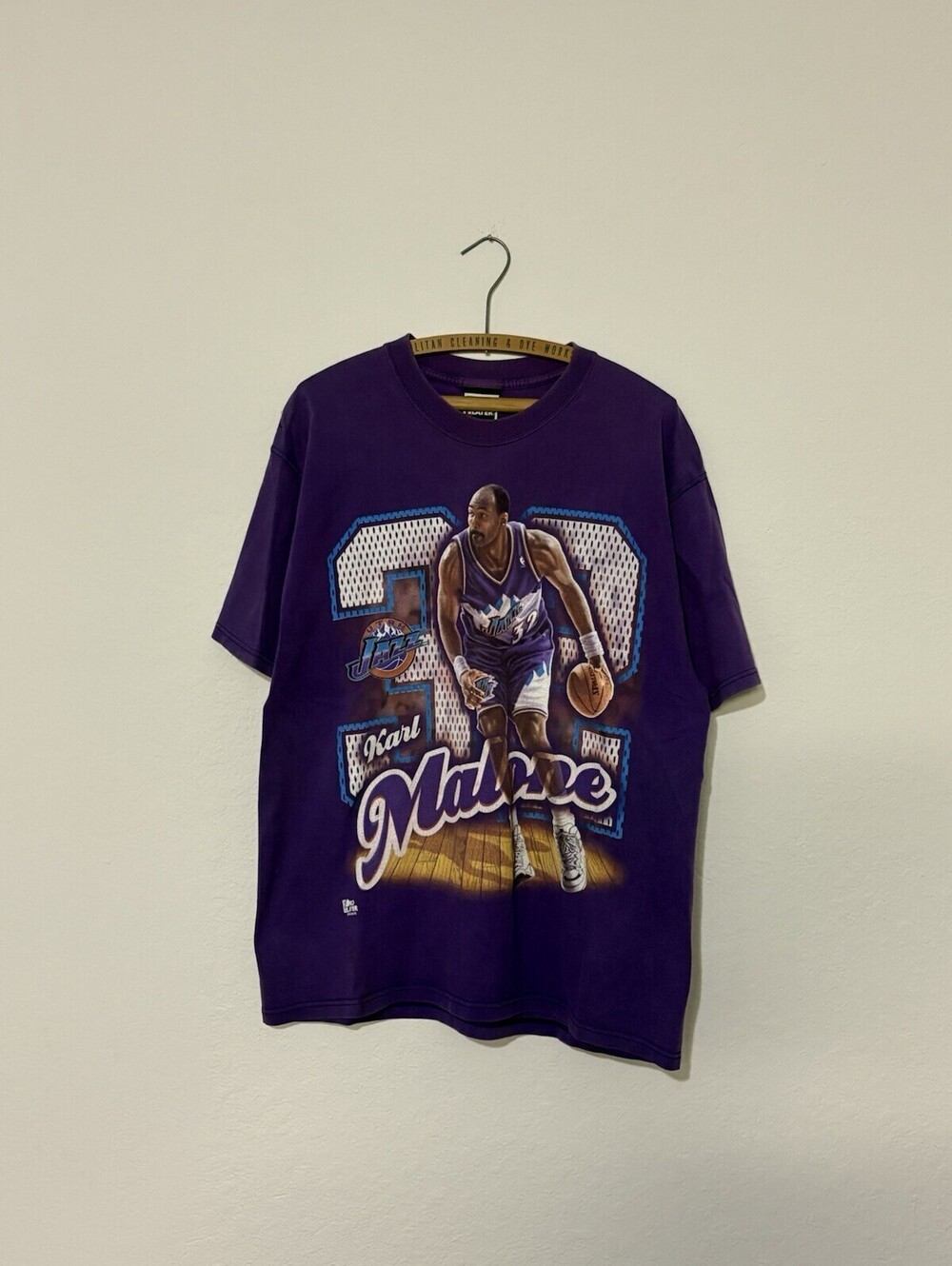 Vintage 90s NBA Utah Jazz Karl Malone Pro Player Purple Basketball Shirt Size L
